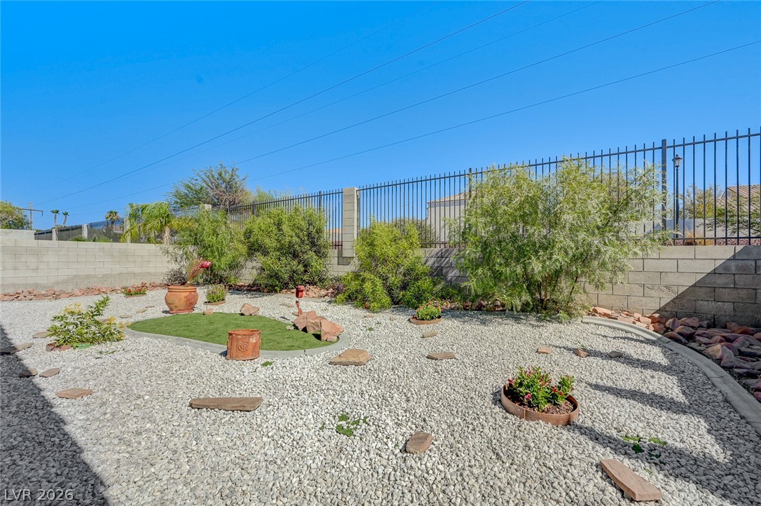 2515 New Salem Avenue Henderson NV 89052