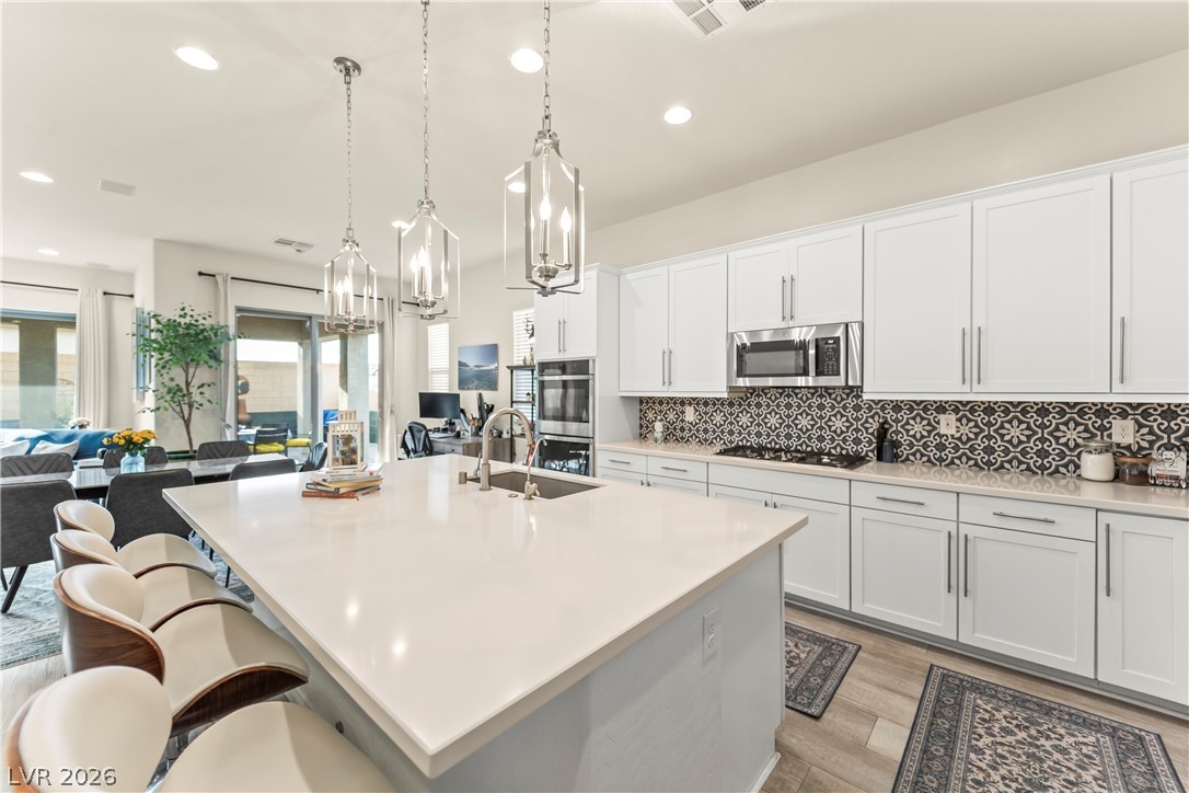 6033 Bugsy Street North Las Vegas NV 89081
