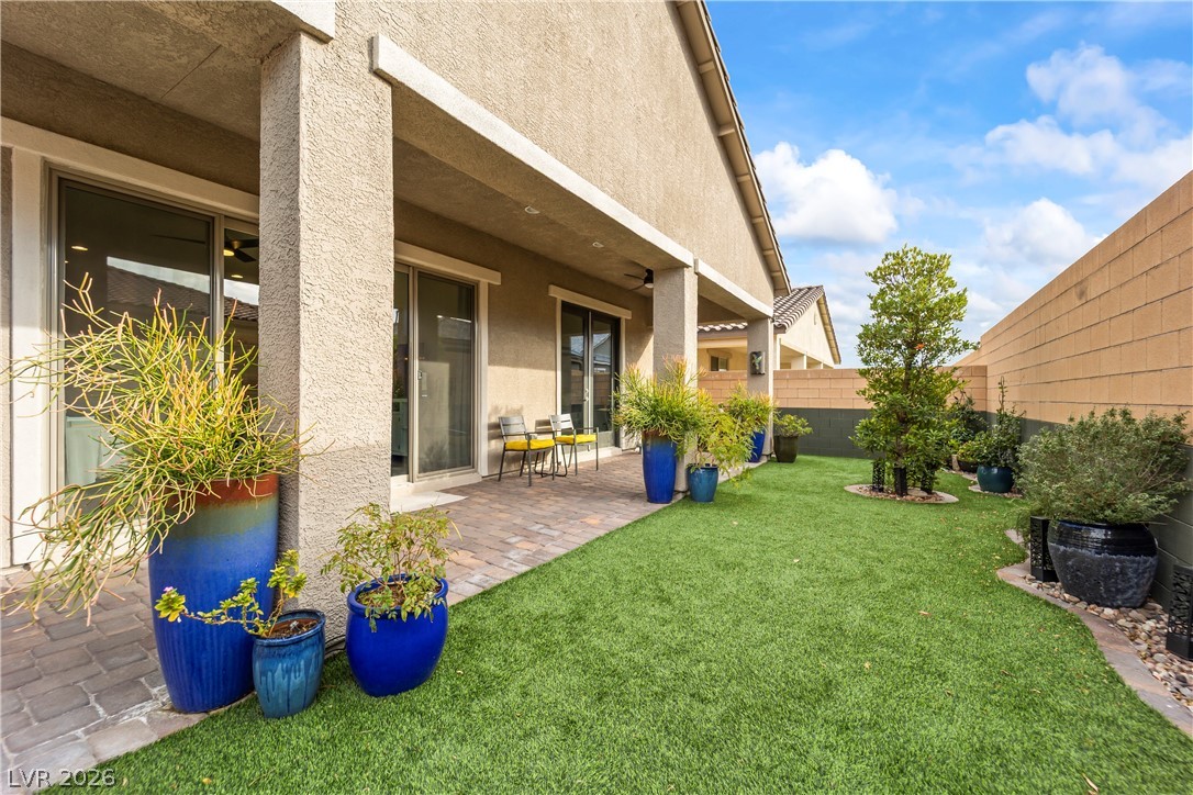 6033 Bugsy Street North Las Vegas NV 89081