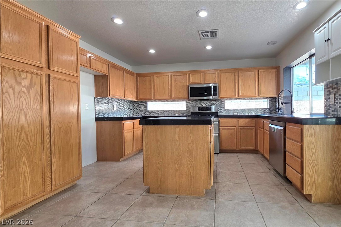 1420 Rose Garden Lane Las Vegas NV 89142
