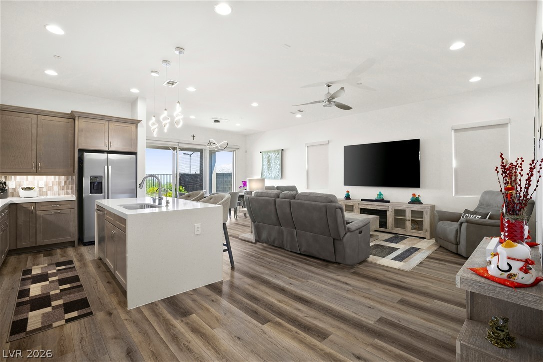382 Nine Mile Creek Drive Las Vegas NV 89138