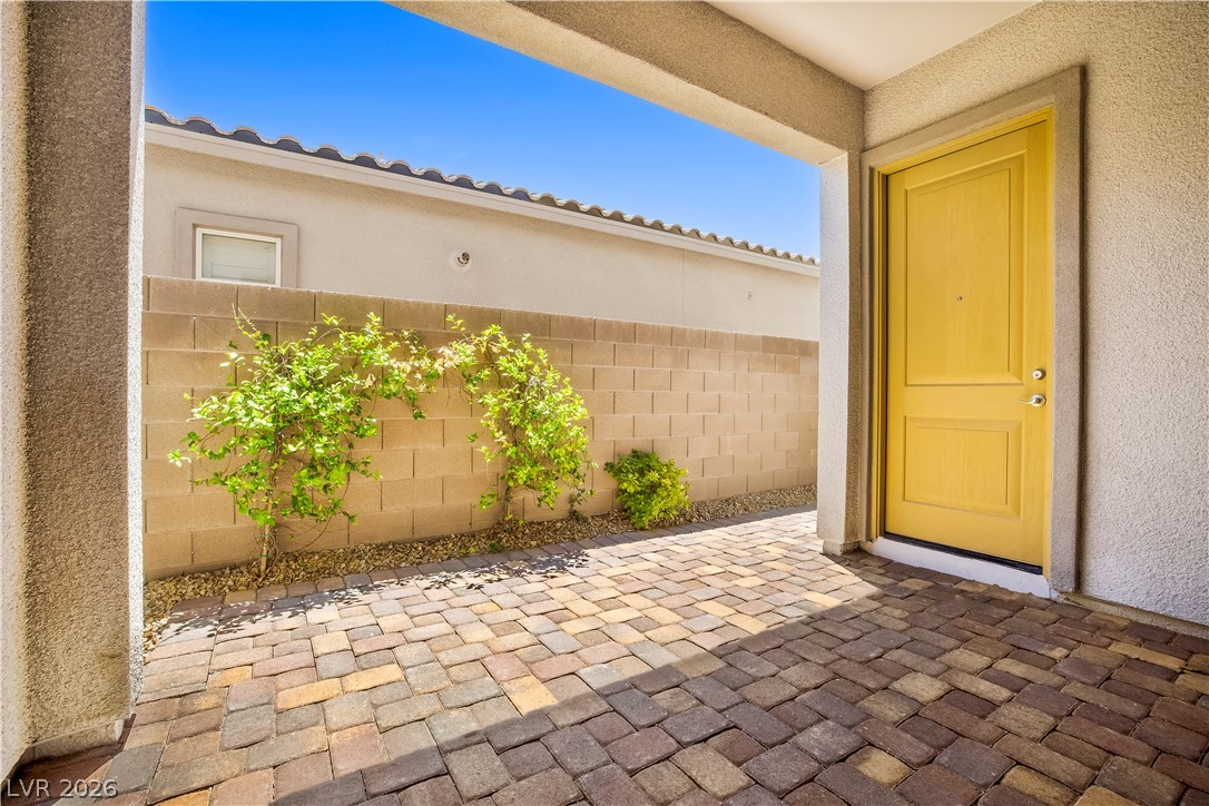 382 Nine Mile Creek Drive Las Vegas NV 89138