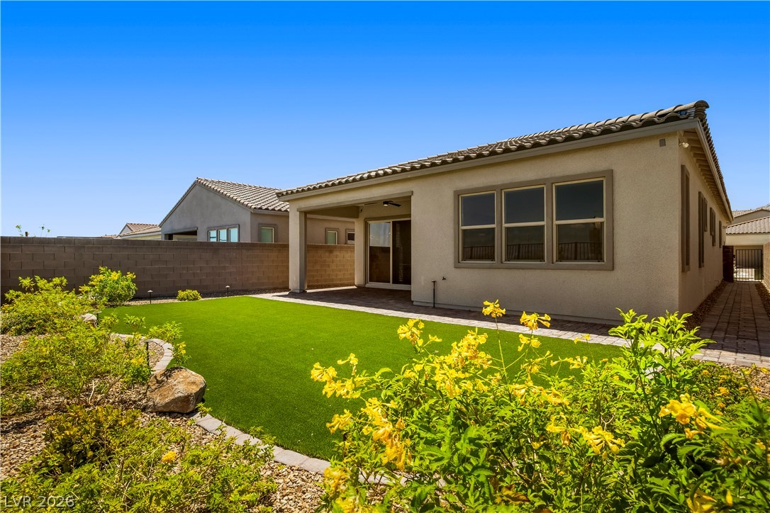 382 Nine Mile Creek Drive Las Vegas NV 89138