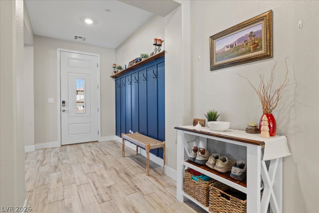 5425 Grapetree Street Las Vegas NV 89149