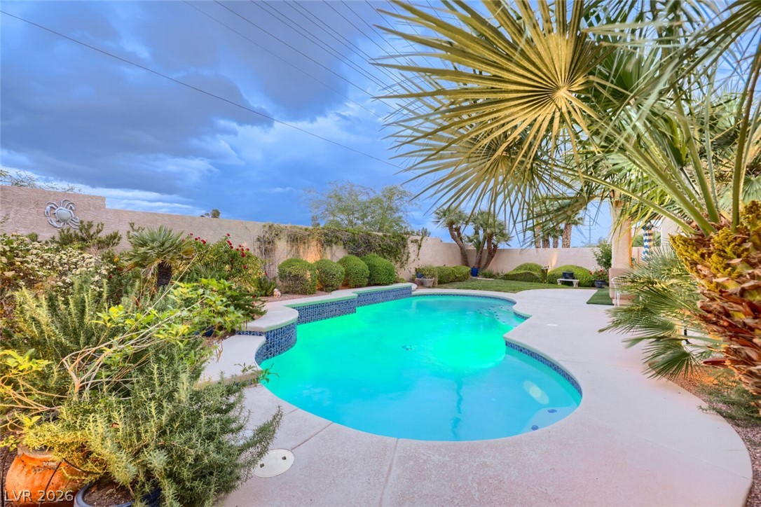 10824 Windrose Point Avenue Las Vegas NV 89144