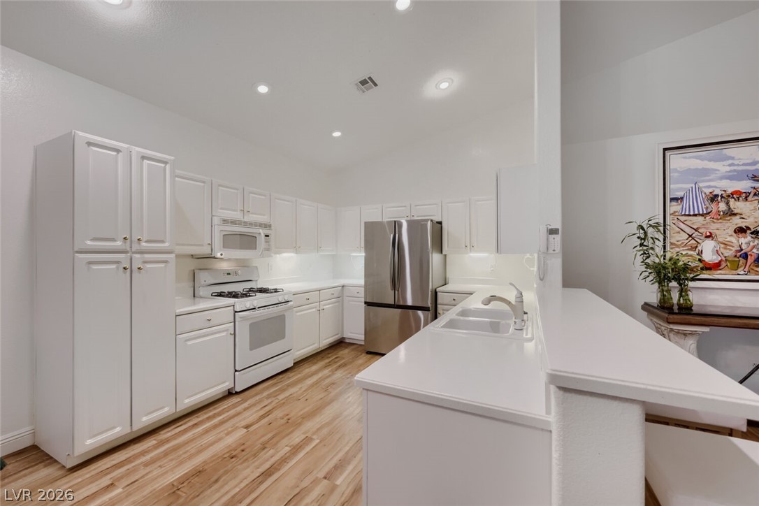 10824 Windrose Point Avenue Las Vegas NV 89144