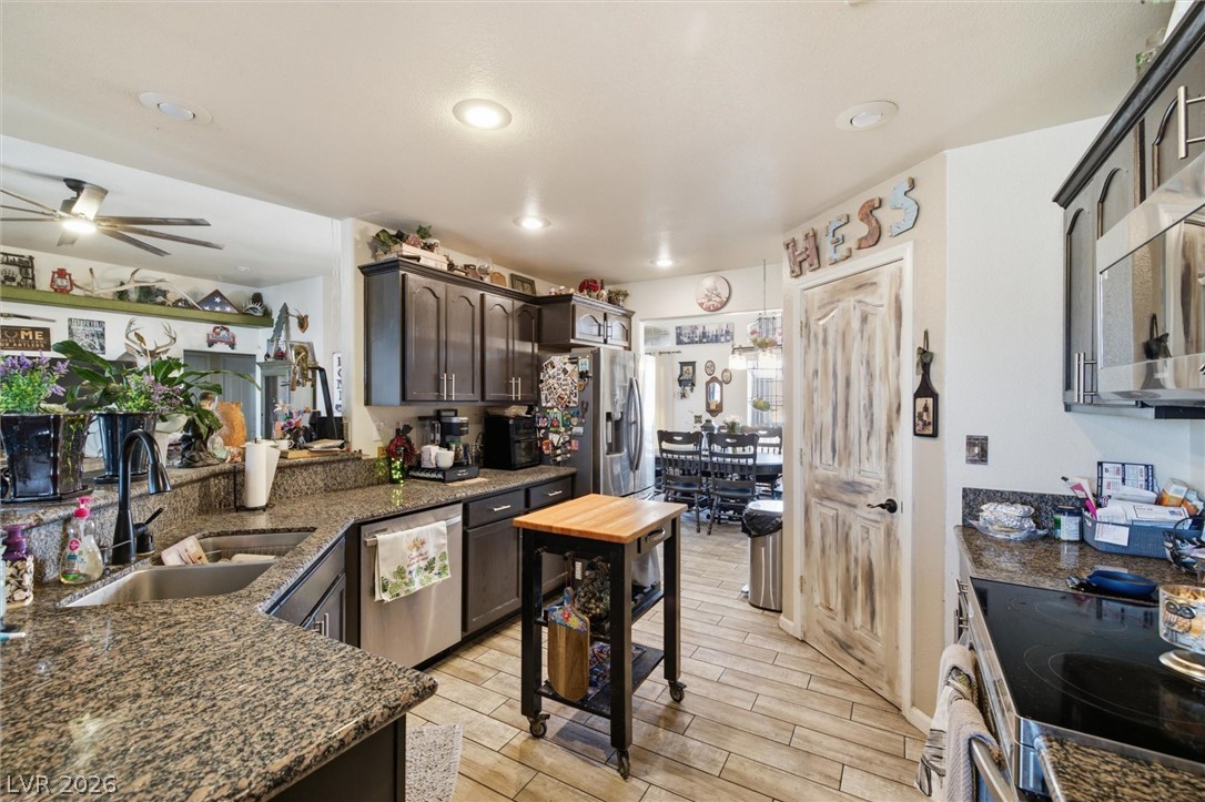 671 South Warren Street Pahrump NV 89048