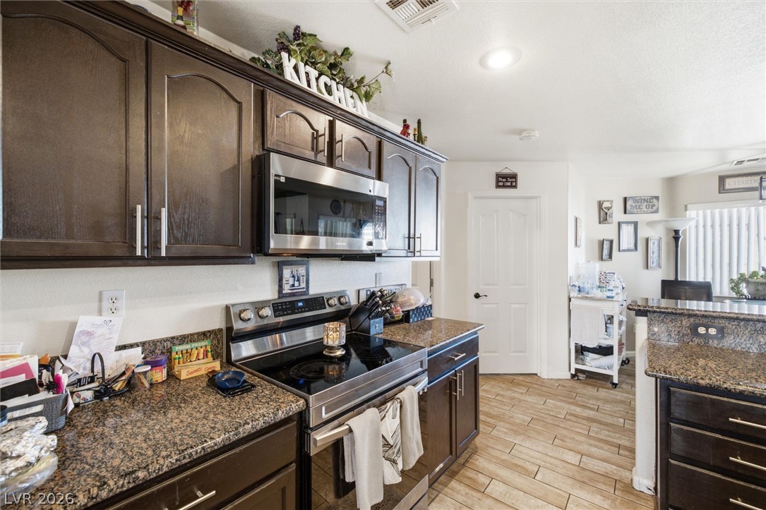 671 South Warren Street Pahrump NV 89048