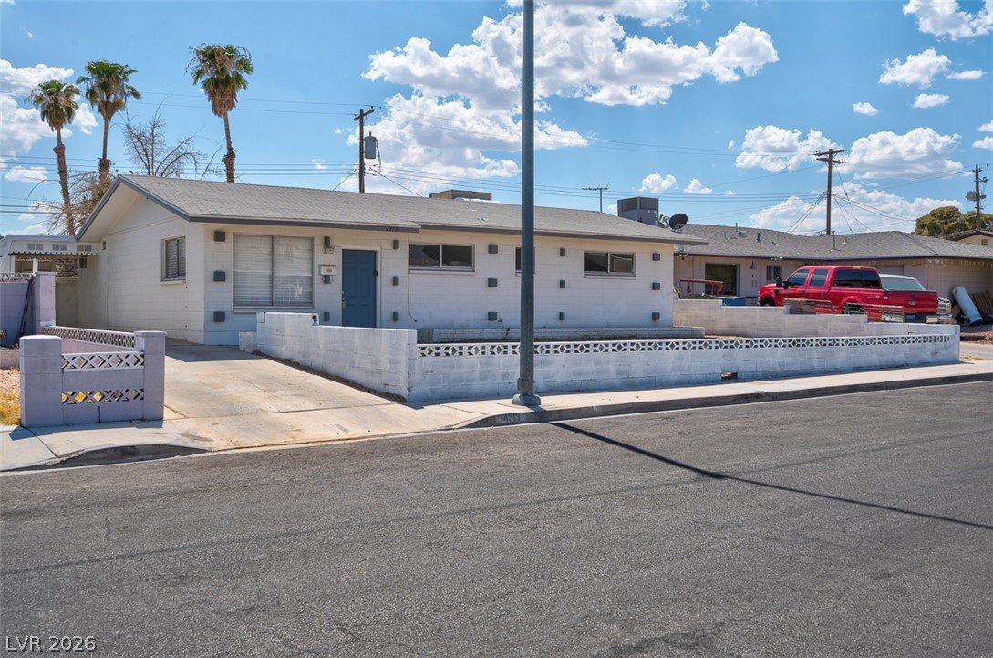 4313 El Conlon Avenue Las Vegas NV 89102