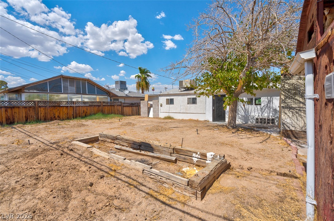 4313 El Conlon Avenue Las Vegas NV 89102