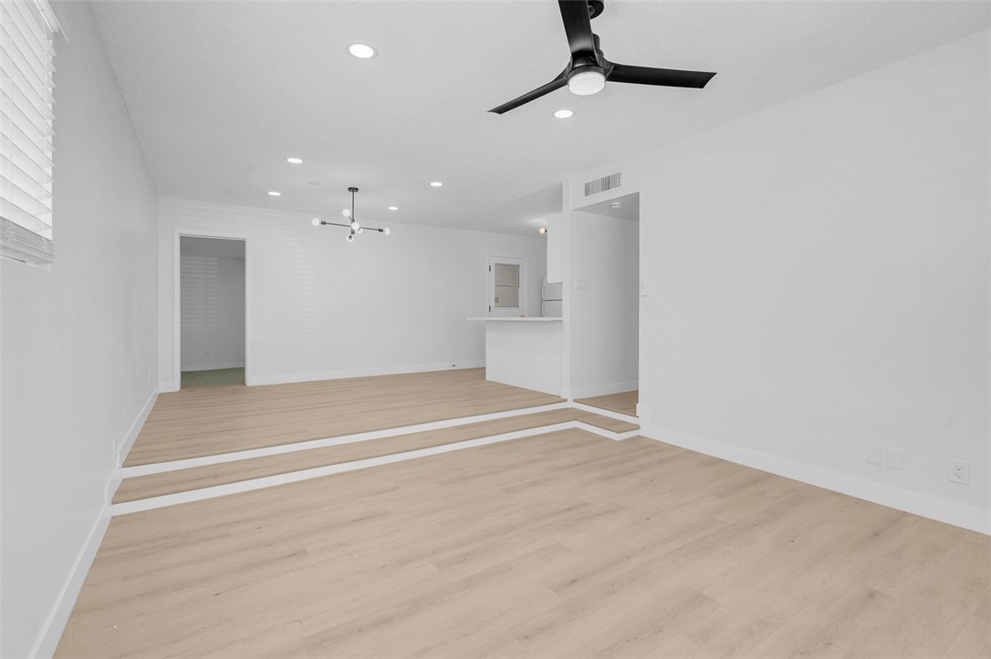 4313 El Conlon Avenue Las Vegas NV 89102