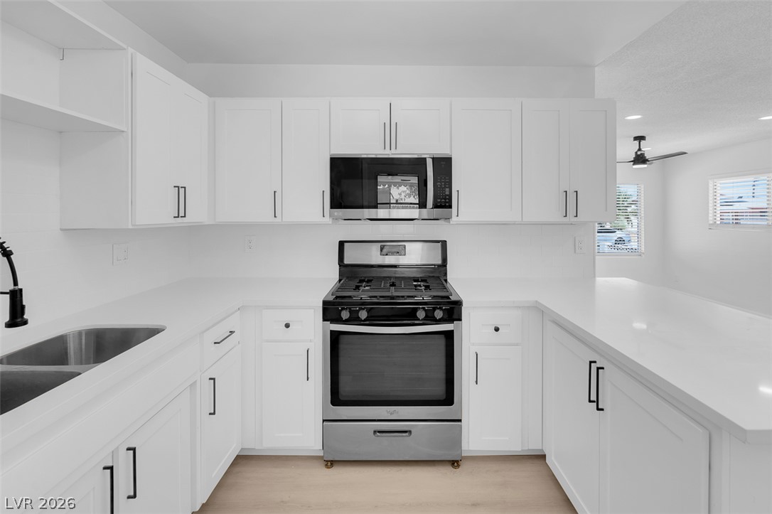 4313 El Conlon Avenue Las Vegas NV 89102