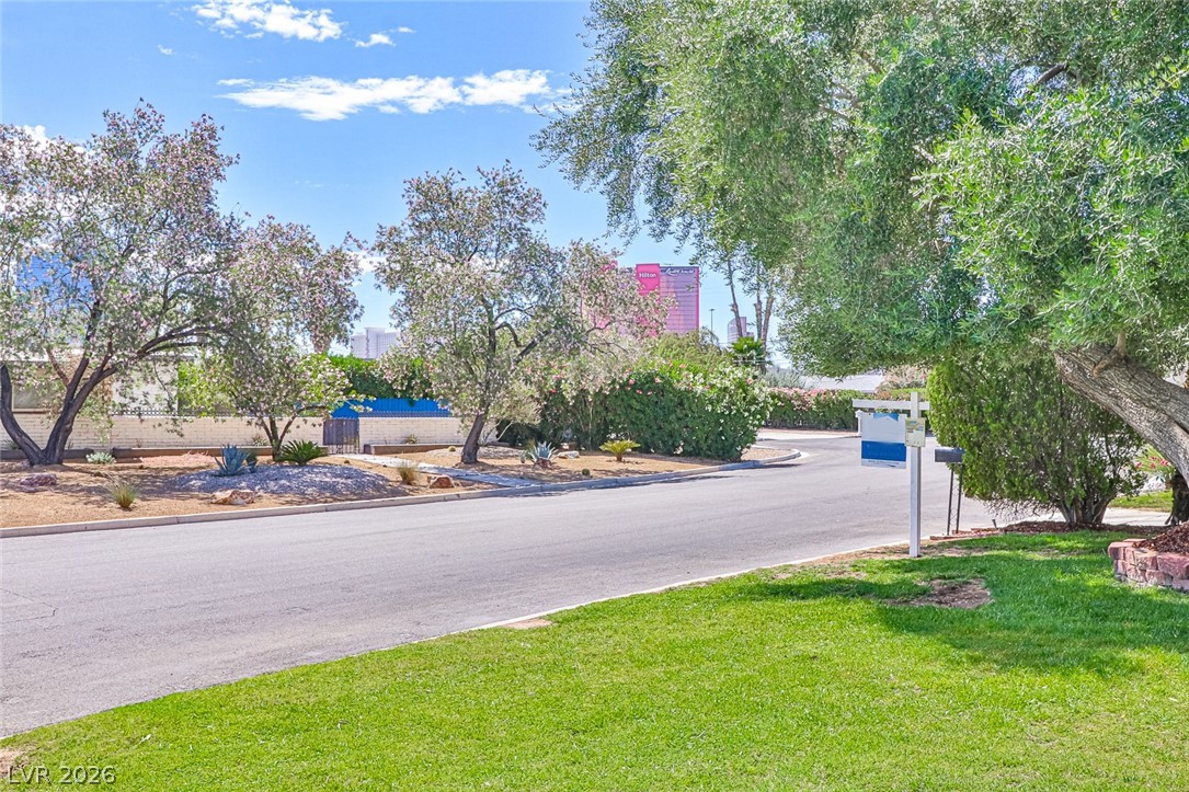 1605 Bryn Mawr Avenue Las Vegas NV 89102