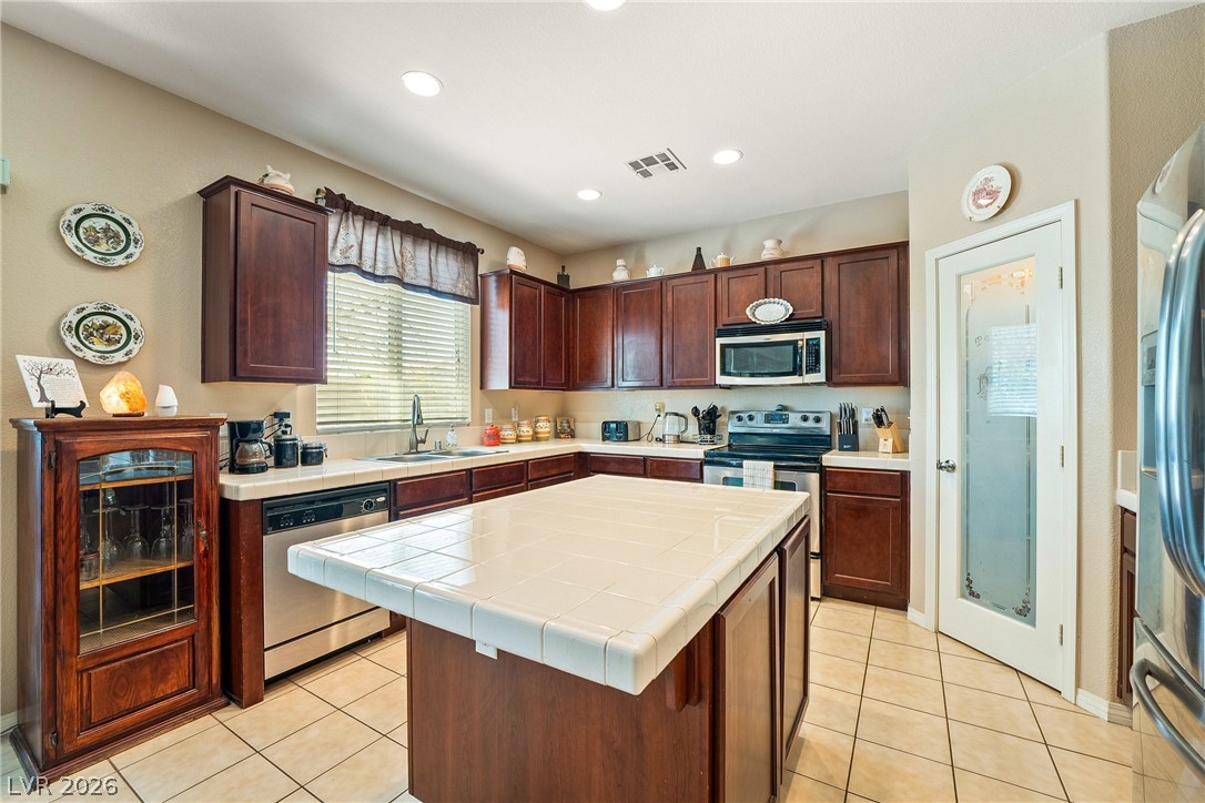 565 Mazelle Lane Pahrump NV 89060