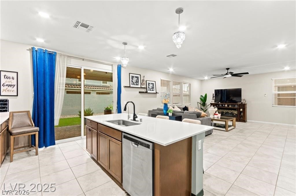 7502 Lush Oasis Avenue Las Vegas NV 89113