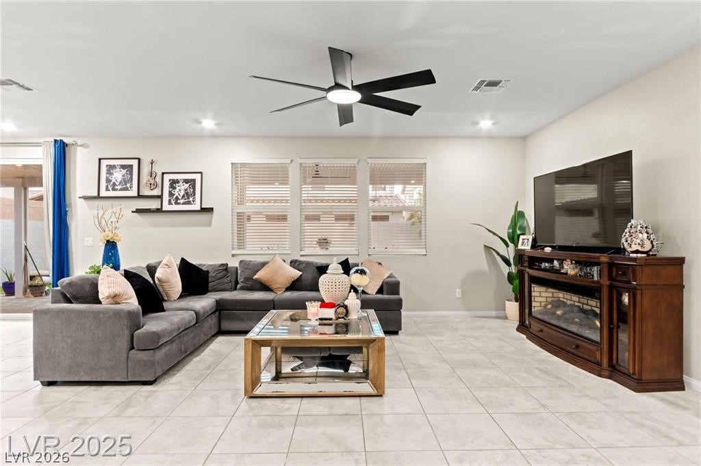 7502 Lush Oasis Avenue Las Vegas NV 89113