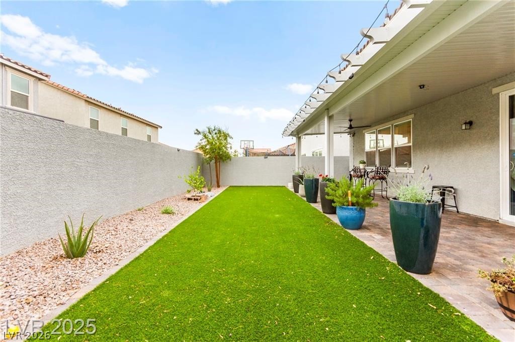 7502 Lush Oasis Avenue Las Vegas NV 89113