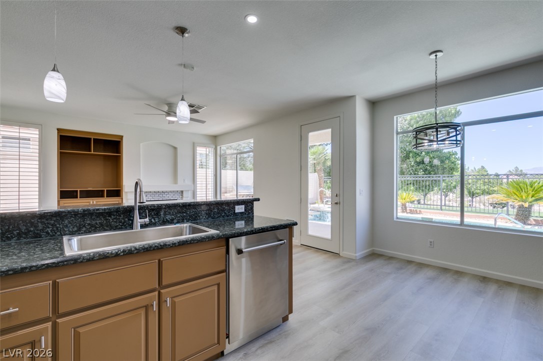 7836 Silver Plateau Avenue Las Vegas NV 89128
