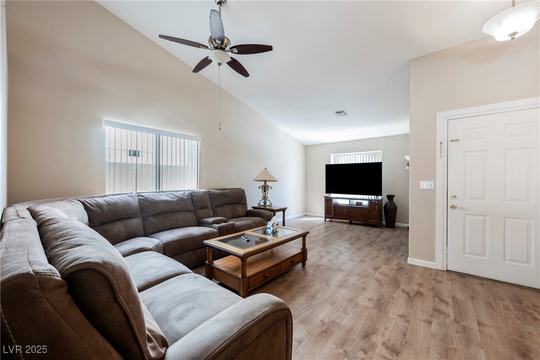 5721 Whale Rock Street Las Vegas NV 89149
