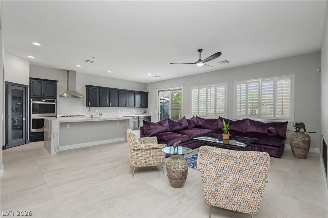7126 Spindle Berry Street Las Vegas NV 89131