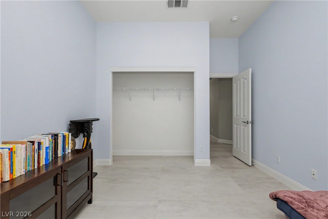 7126 Spindle Berry Street Las Vegas NV 89131