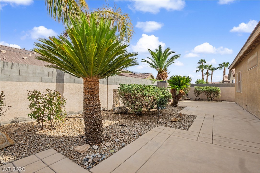 7126 Spindle Berry Street Las Vegas NV 89131