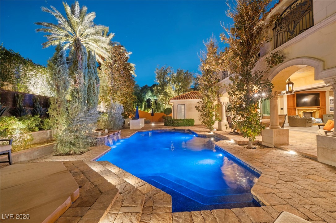 8808 Greensboro Lane Las Vegas NV 89134