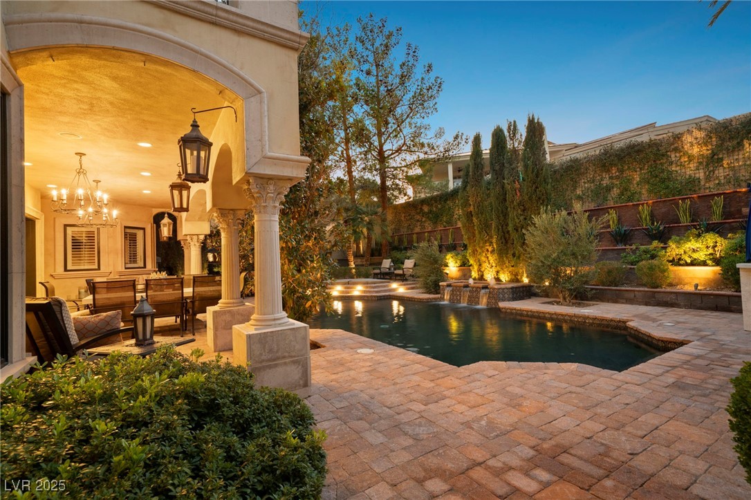8808 Greensboro Lane Las Vegas NV 89134