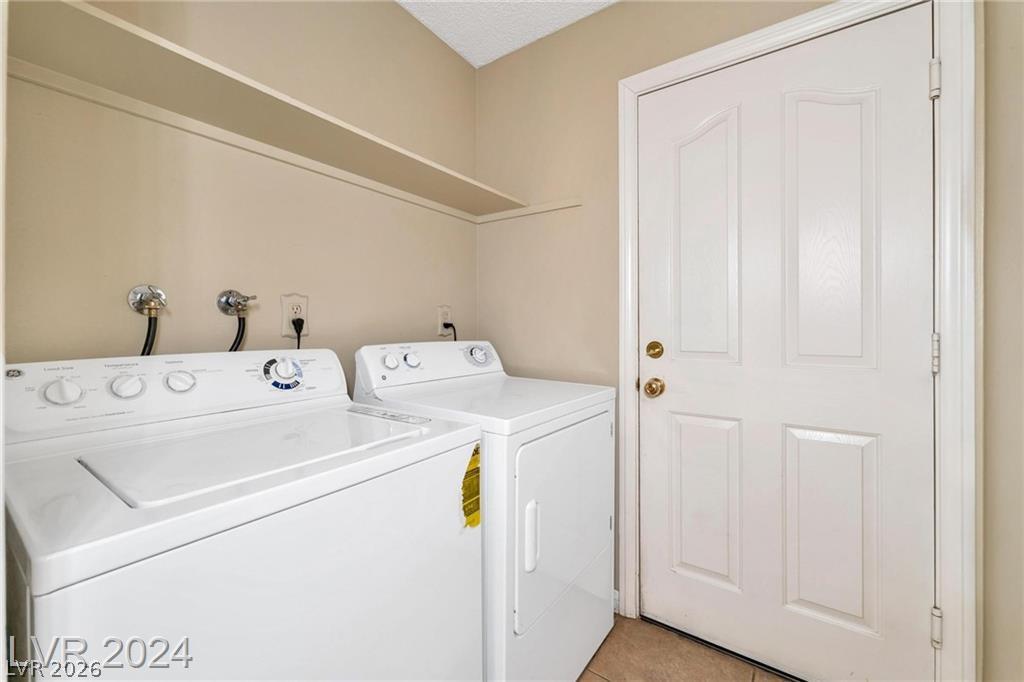 5206 Brentmead Drive Las Vegas NV 89120