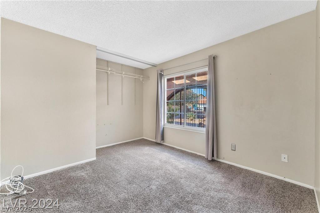 5206 Brentmead Drive Las Vegas NV 89120