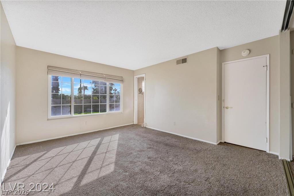 5206 Brentmead Drive Las Vegas NV 89120
