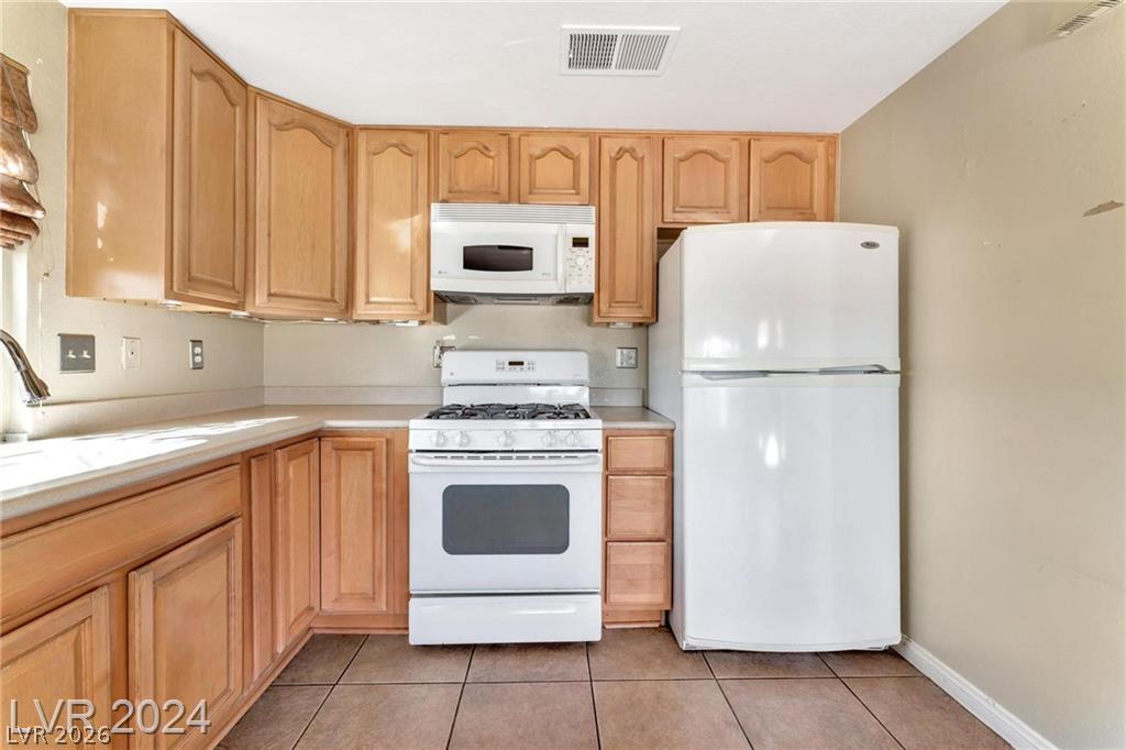 5206 Brentmead Drive Las Vegas NV 89120