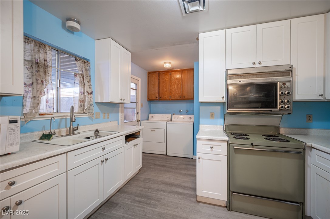 169 Pecos Way Las Vegas NV 89121