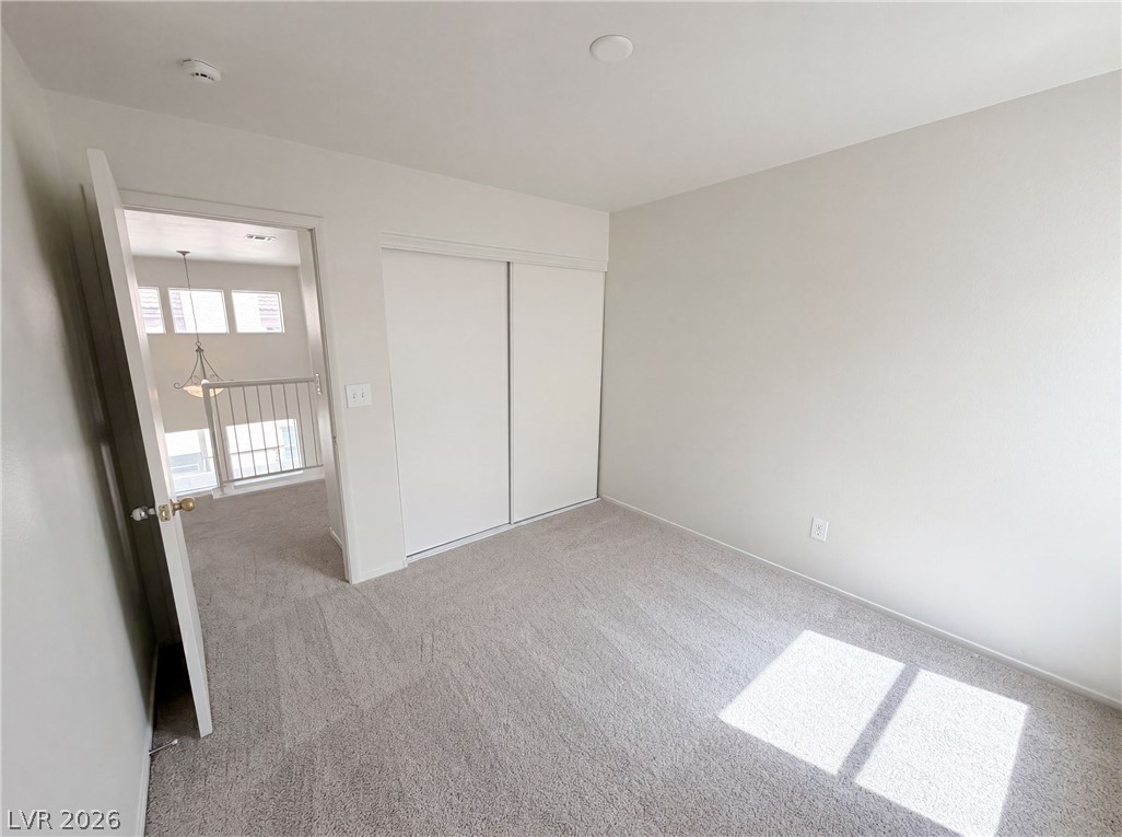 9328 Chilly Pond Avenue Las Vegas NV 89129