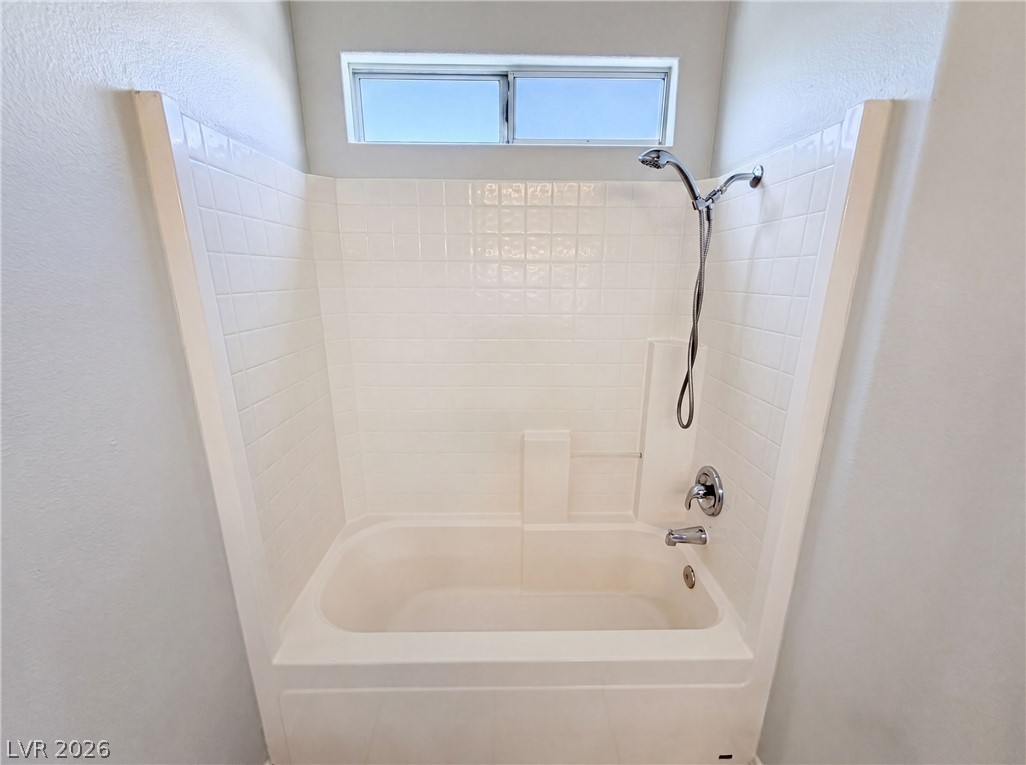 9328 Chilly Pond Avenue Las Vegas NV 89129