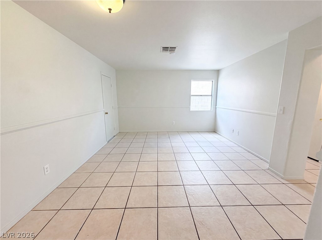 9328 Chilly Pond Avenue Las Vegas NV 89129