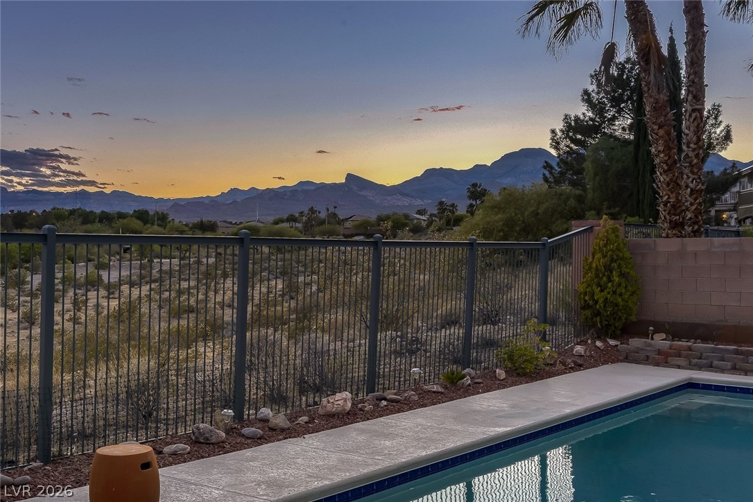 10745 Elk Lake Drive Las Vegas NV 89144