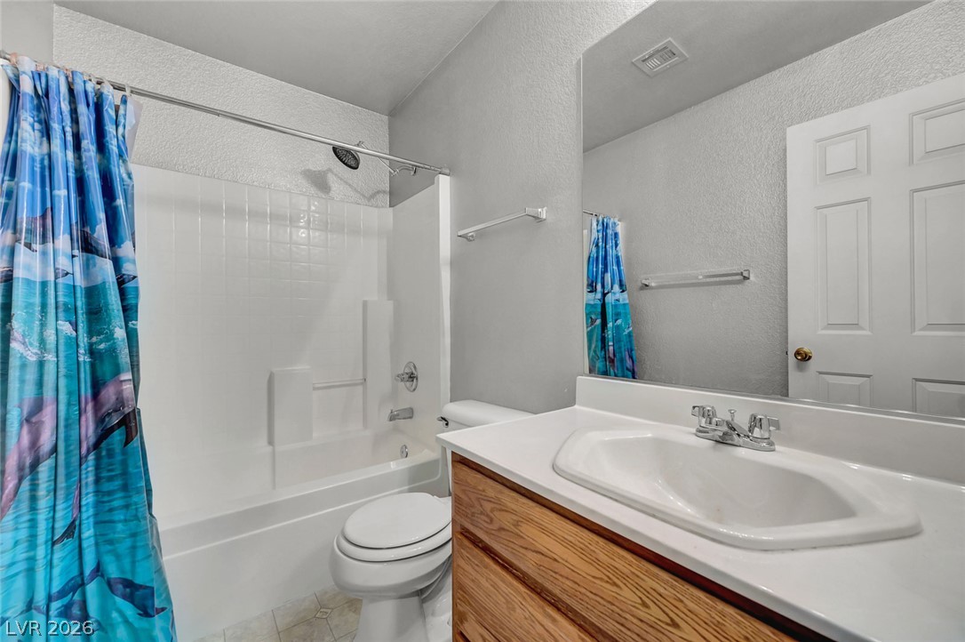 3802 Shimmering Creek Avenue North Las Vegas NV 89031