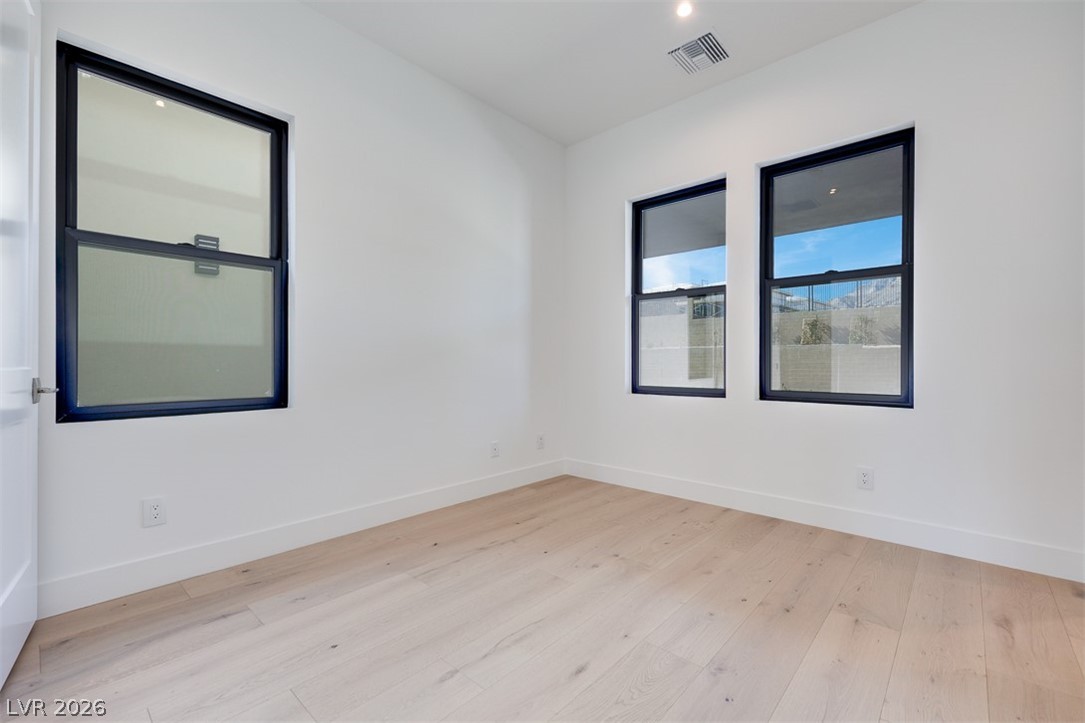 125 Tiller Point Street Las Vegas NV 89138