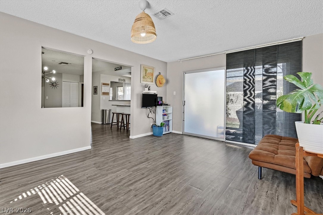 6808 Selkirk Circle Las Vegas NV 89108