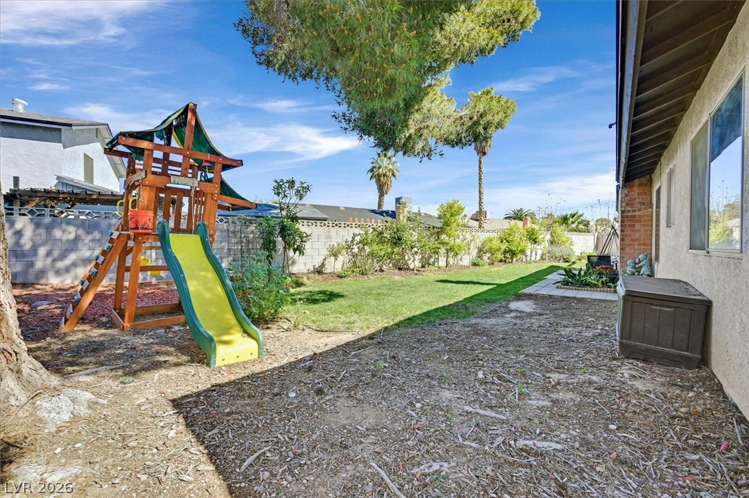 6808 Selkirk Circle Las Vegas NV 89108