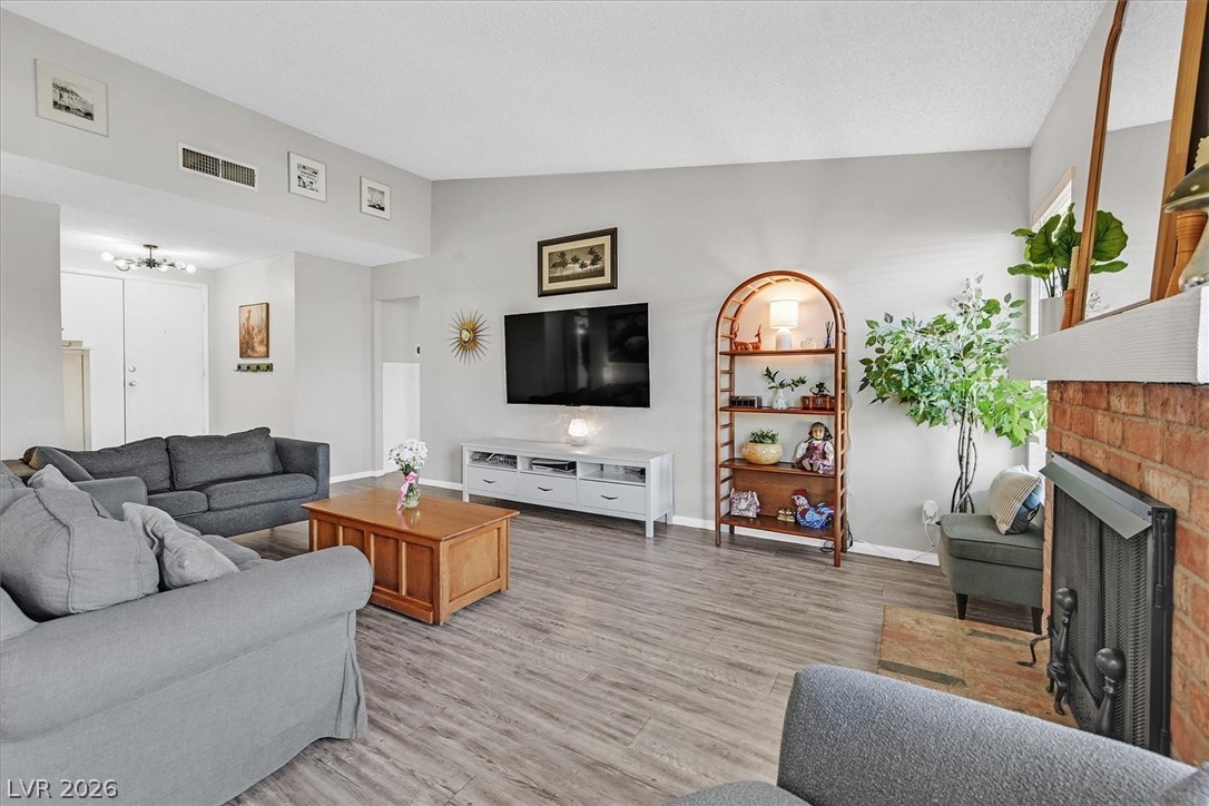 6808 Selkirk Circle Las Vegas NV 89108