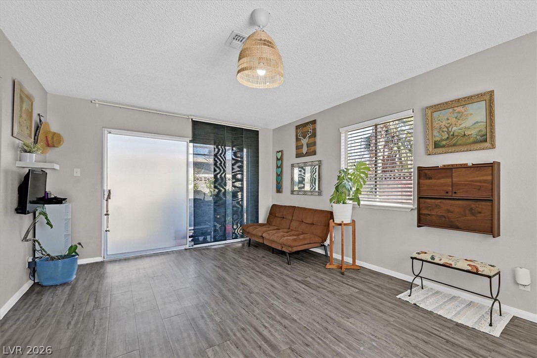 6808 Selkirk Circle Las Vegas NV 89108
