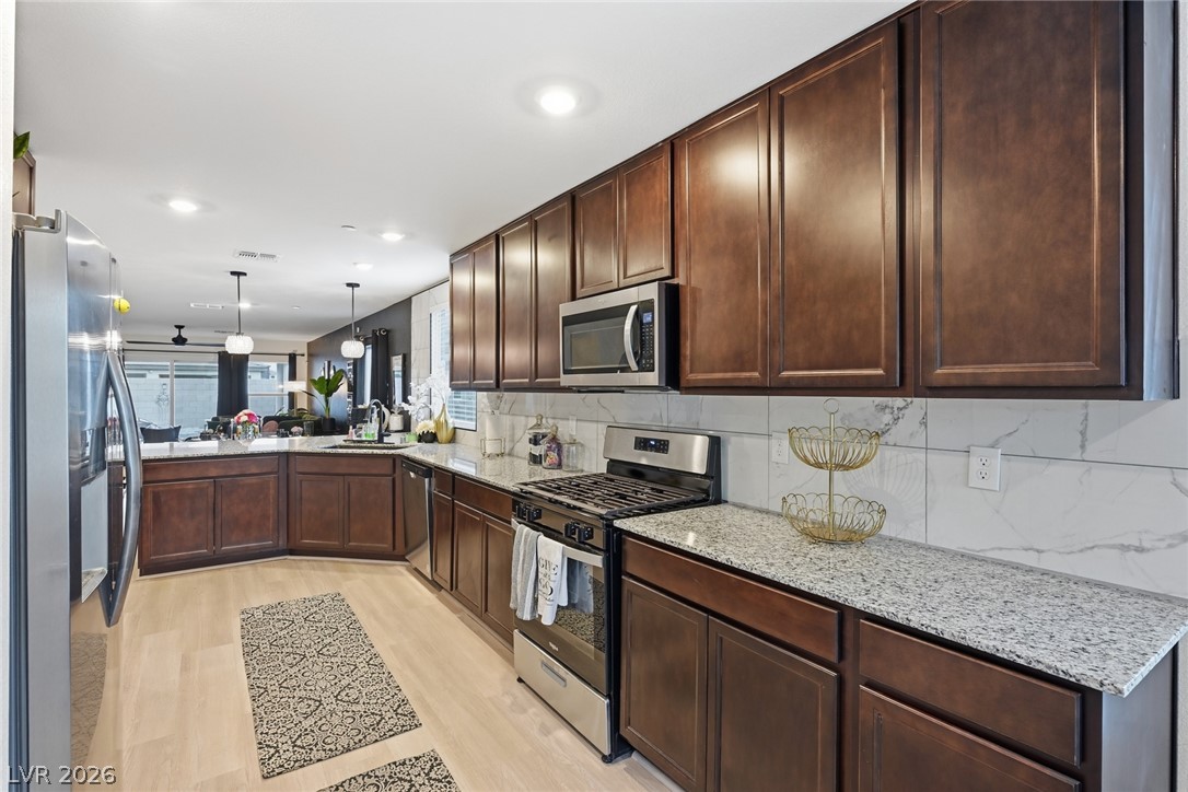 10210 Chockstone Street Las Vegas NV 89166