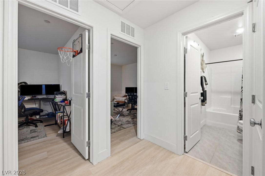 10210 Chockstone Street Las Vegas NV 89166