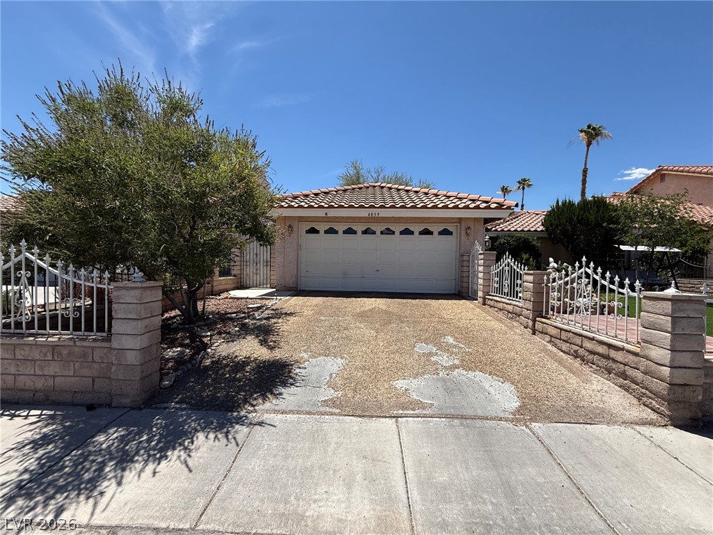 4839 Beaconsfield Street Las Vegas NV 89147