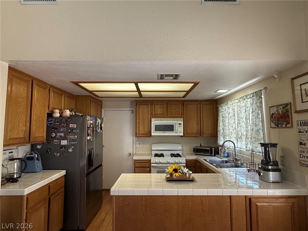 4839 Beaconsfield Street Las Vegas NV 89147