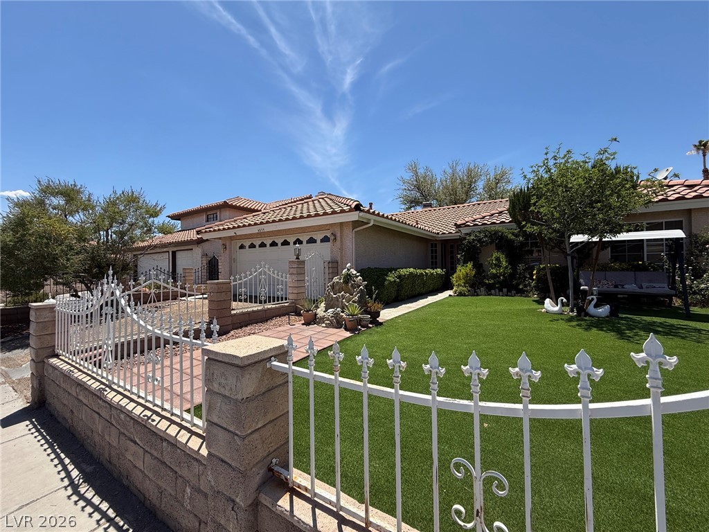 4839 Beaconsfield Street Las Vegas NV 89147