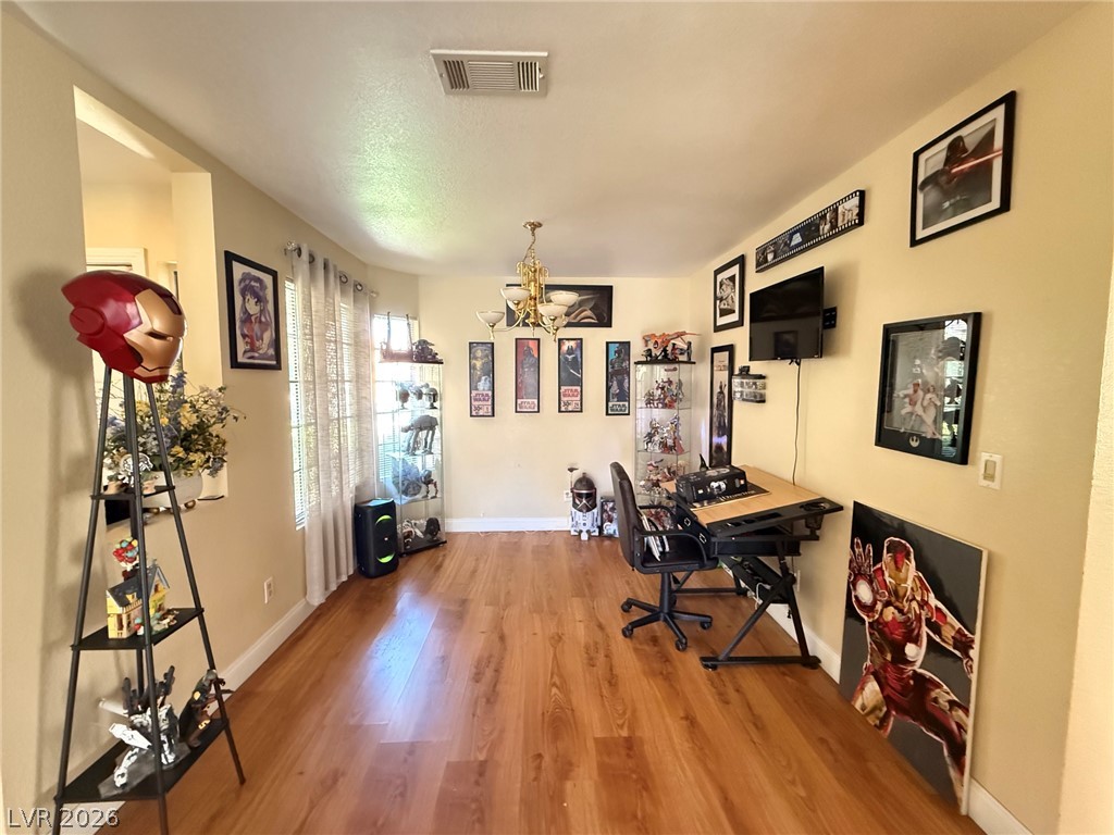 4839 Beaconsfield Street Las Vegas NV 89147