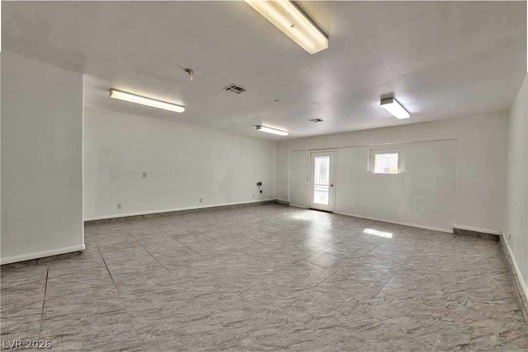 6102 Marvin Street North Las Vegas NV 89031